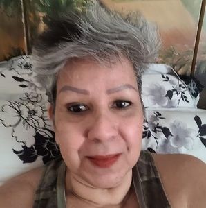Meet your Posher, Yolanda